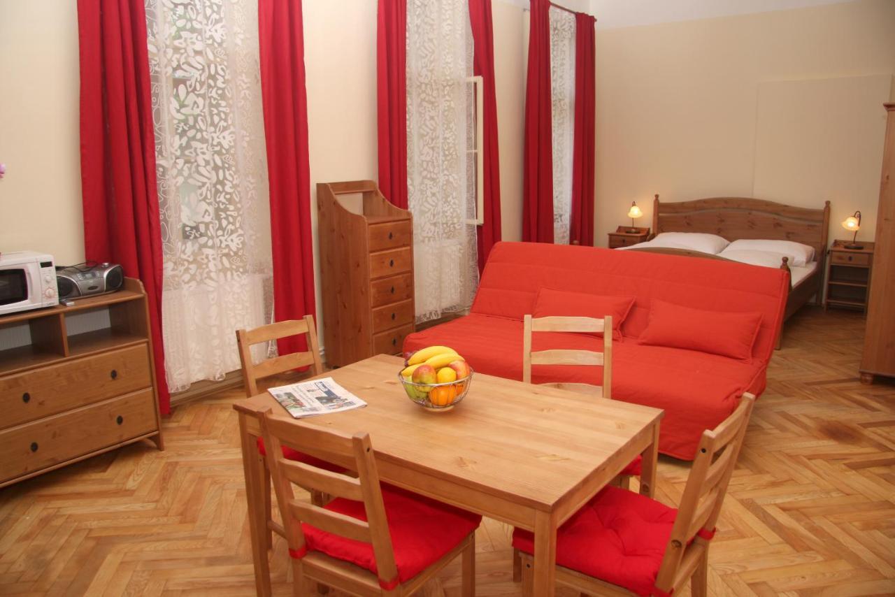 Apartment Husova 1.patro Jicin